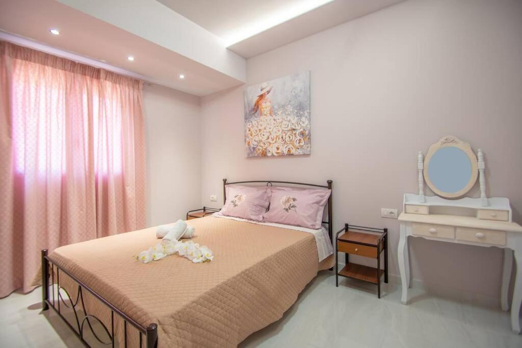 Zakynthos Town Modern Roof Apartment Exteriör bild